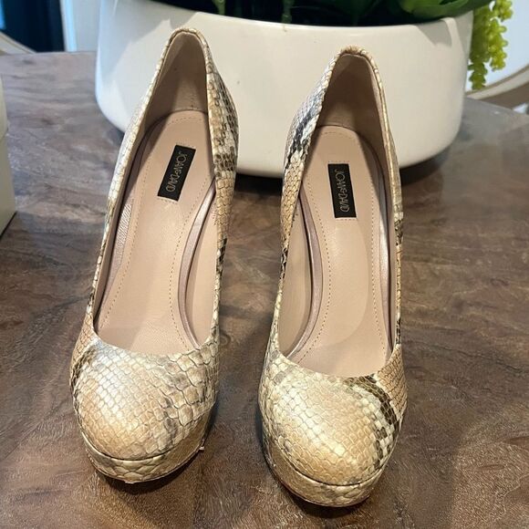 Joan & David Elegant Snakeskin Platform Heels size 6 1/2 - Picture 1 of 13